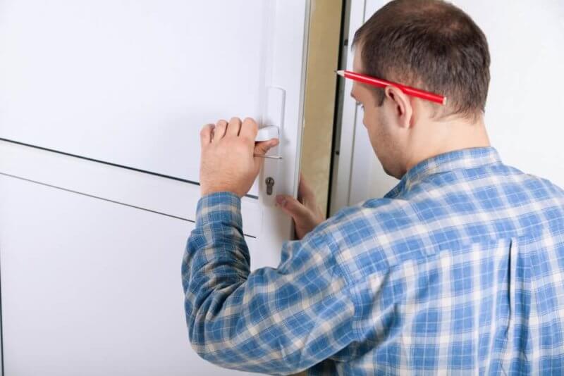 Changing old locks to brand new high security locks in a residence in Miami FL